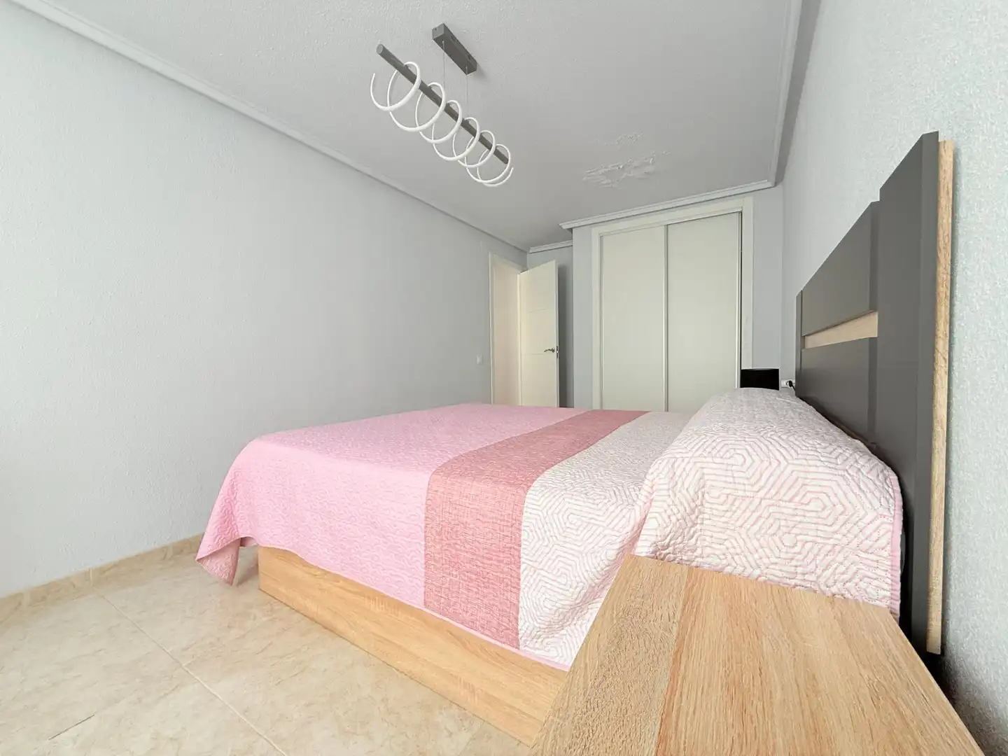 Piso con terraza en venta en Calle Urbano Arregui, imagen 18