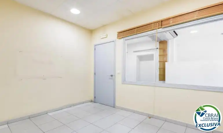Business premises for sale in Carrer del Doctor Alexander Fleming, imagen 14