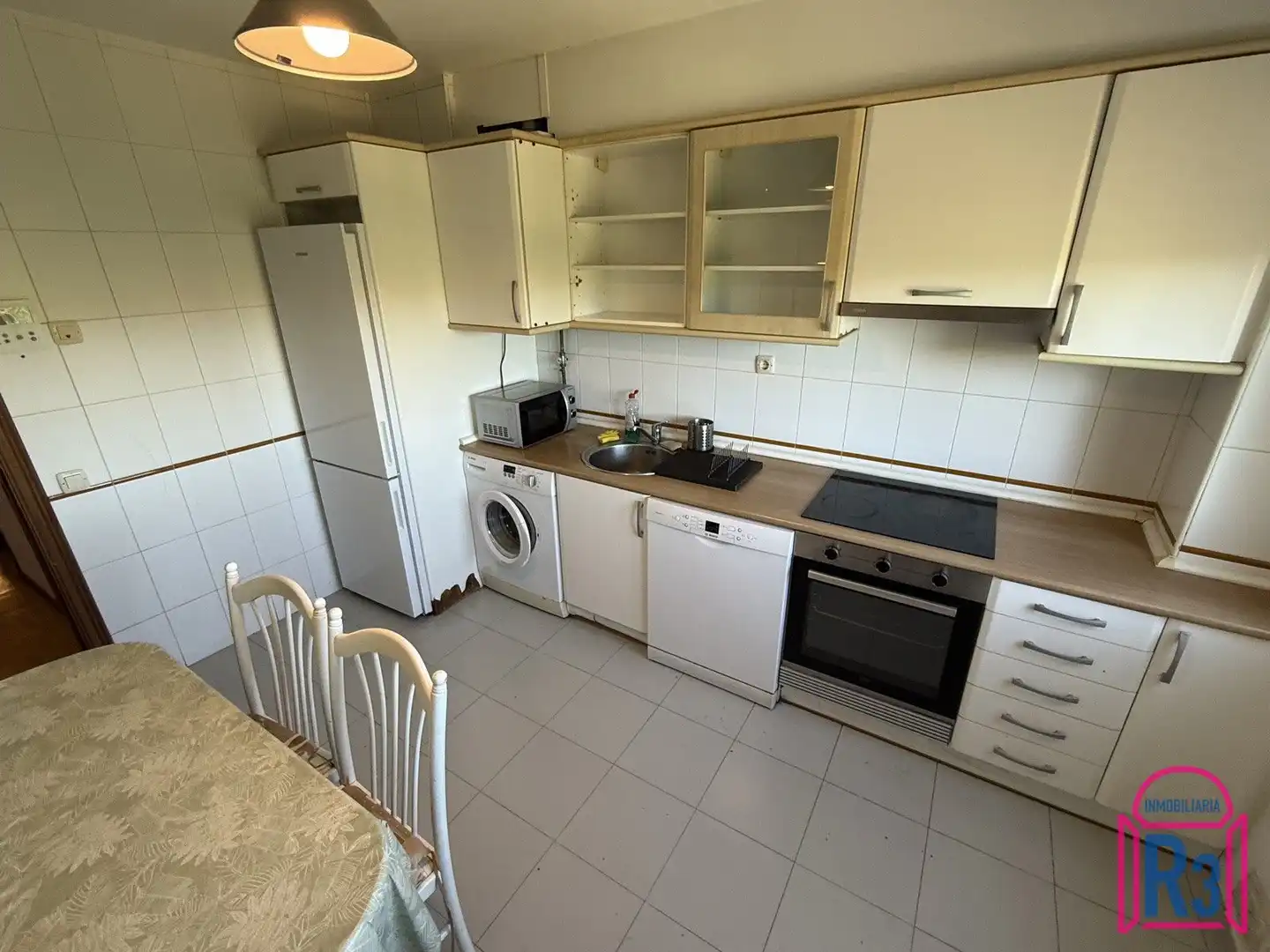 Cocina de Piso de alquiler en León Capital  con Calefacción, Terraza y Trastero
