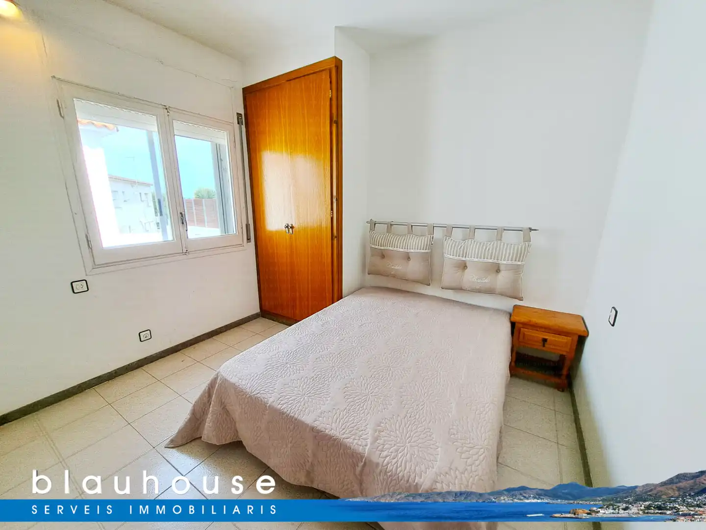 Bedroom of Attic for sale in Llançà  with Air Conditioner and Terrace