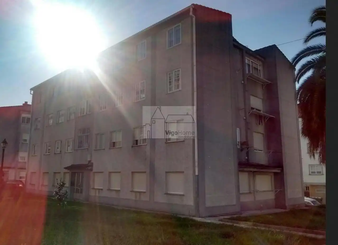 Vista exterior de Pis en venda en Vigo  amb Calefacció i Traster