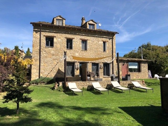 Exterior view of House or chalet for sale in Jaca  with Heating, Private garden and Terrace