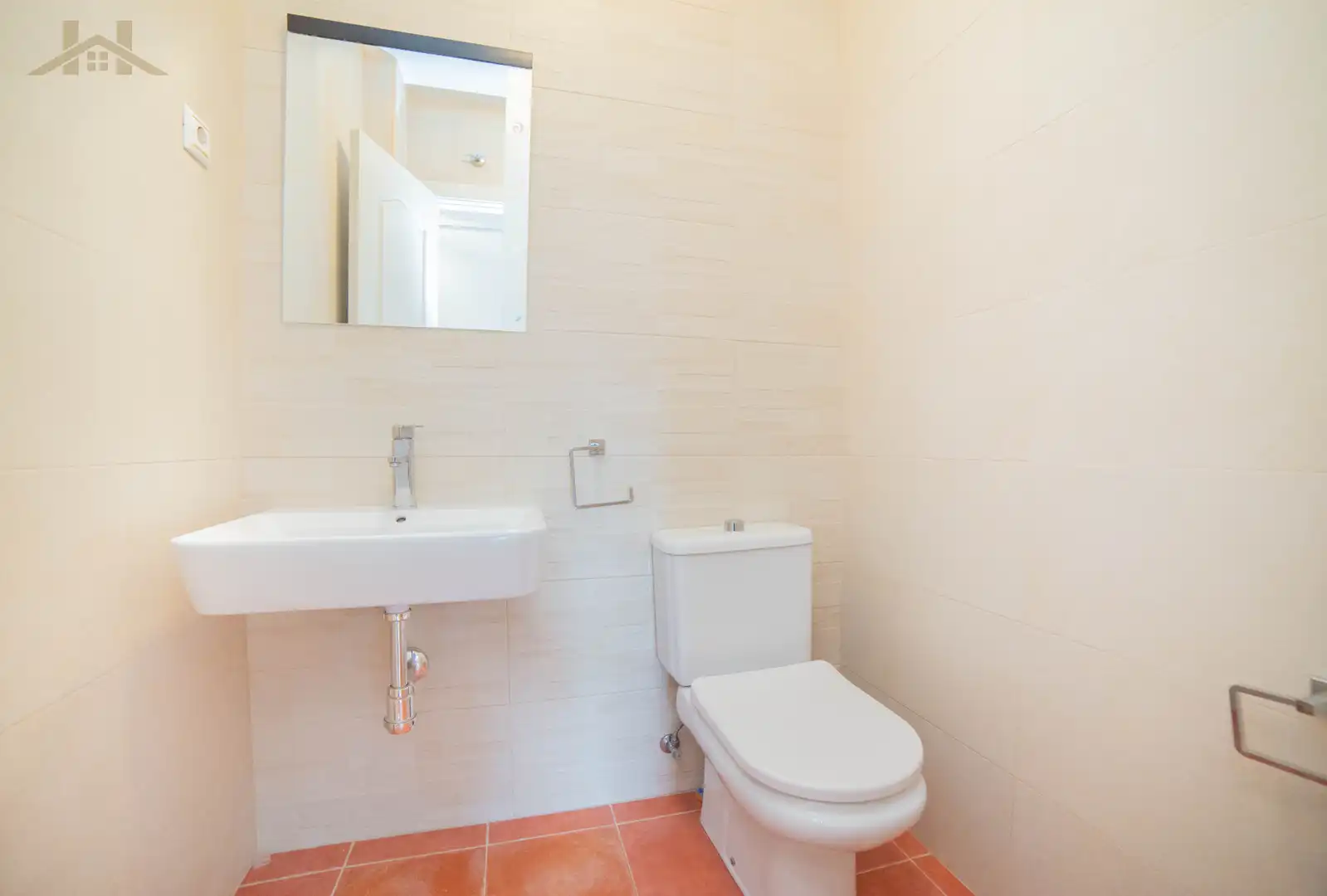 Badezimmer von Wohnung zum Verkauf in Arroyomolinos (Madrid) mit Heizung, Privatgarten und Terrasse