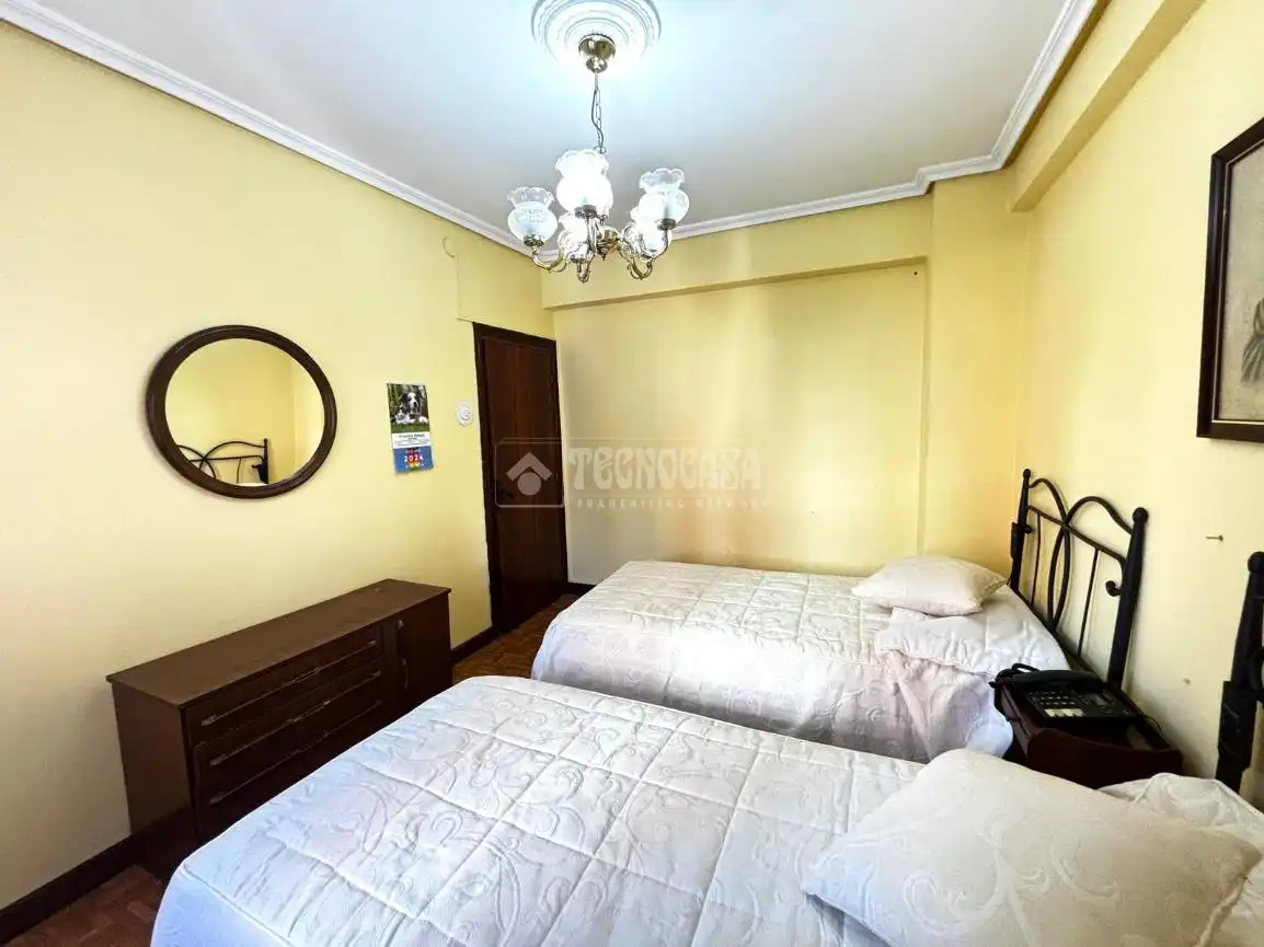 Habitación de Piso en venta en Camargo