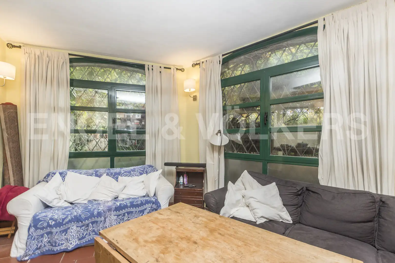 Sala de estar de Finca rústica en venta en Sant Cebrià de Vallalta con Calefacción, Jardín privado y Terraza