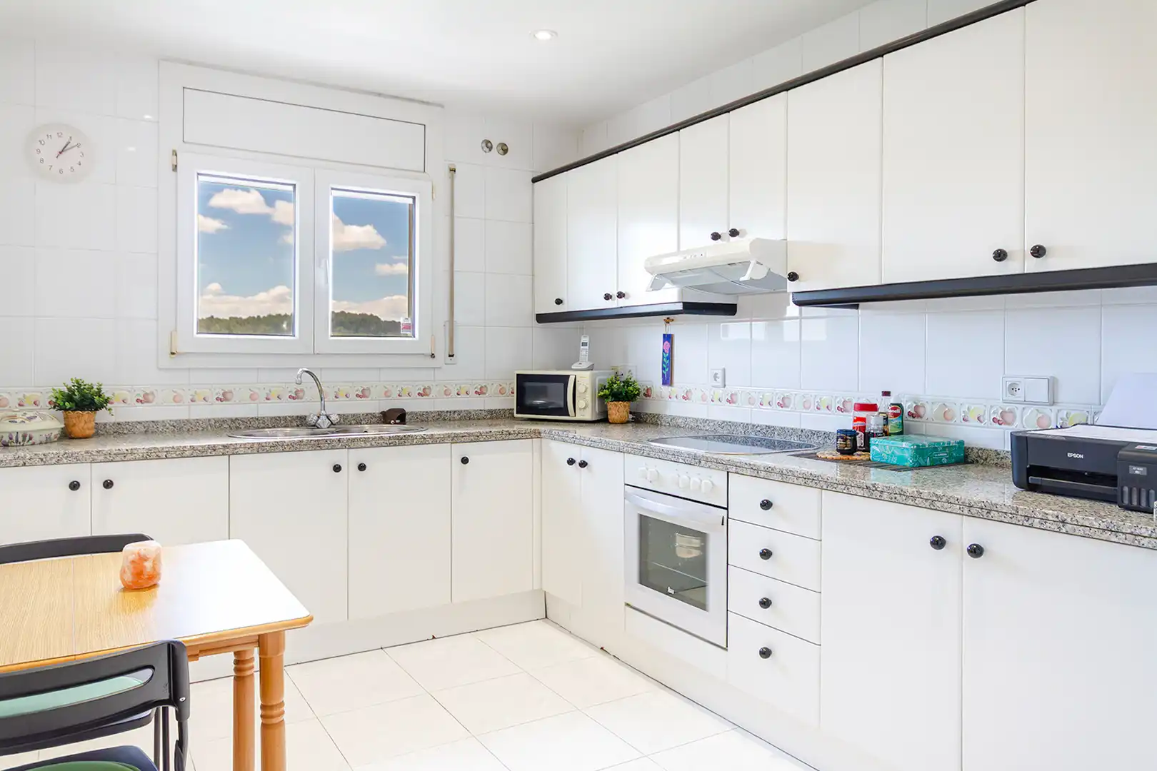 Cocina de Piso en venta en Sant Esteve Sesrovires con Aire acondicionado, Calefacción y Horno