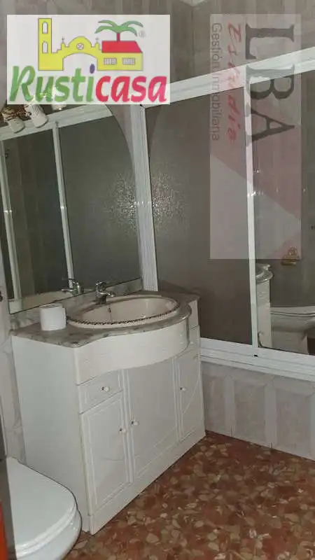 Baño de Piso en venta en Bailén con Trastero