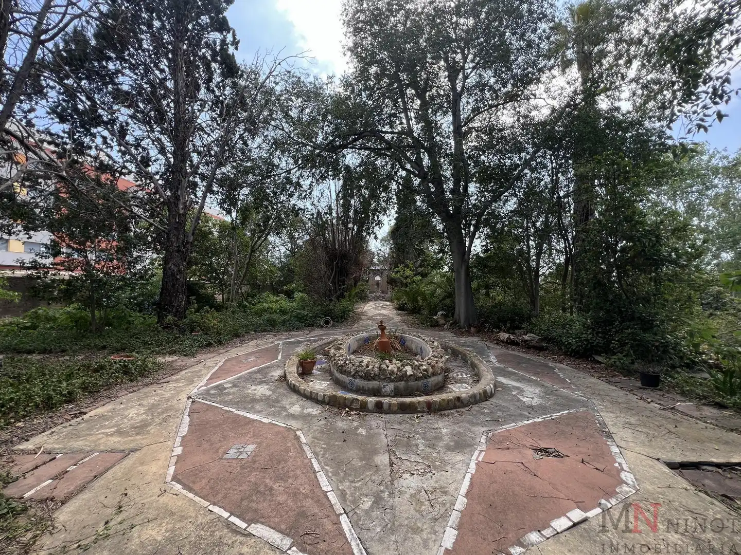 Jardín de Finca rústica en venta en Almazora / Almassora con Alarma