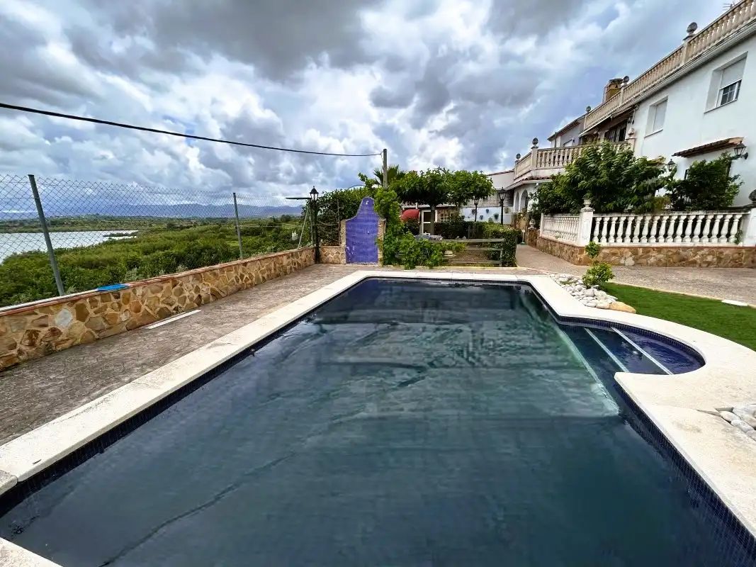 Piscina de Casa o xalet en venda en Sempere amb Aire condicionat, Jardí privat i Terrassa