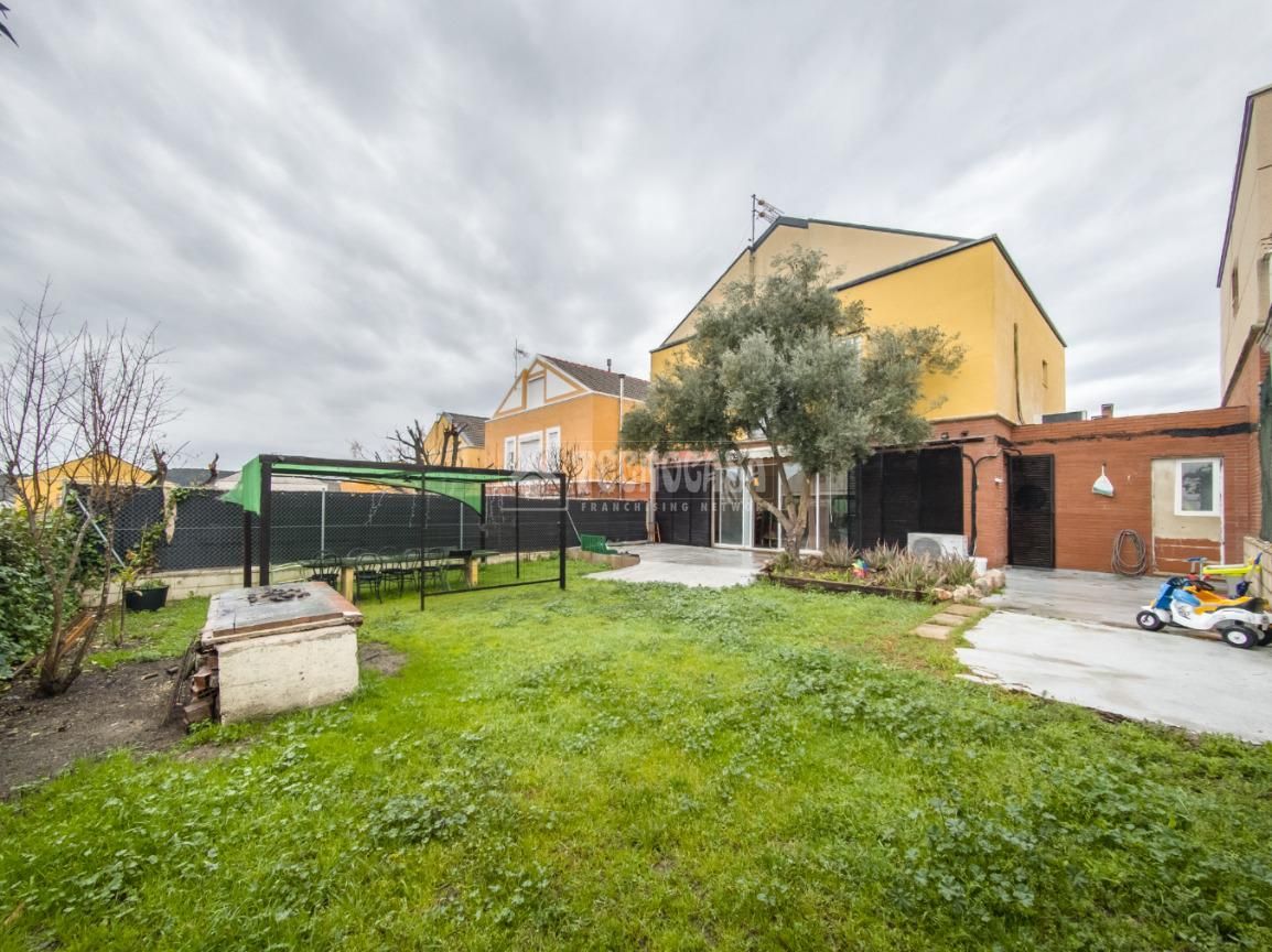 Garden of House or chalet for sale in Rivas-Vaciamadrid  with Heating and Storage room