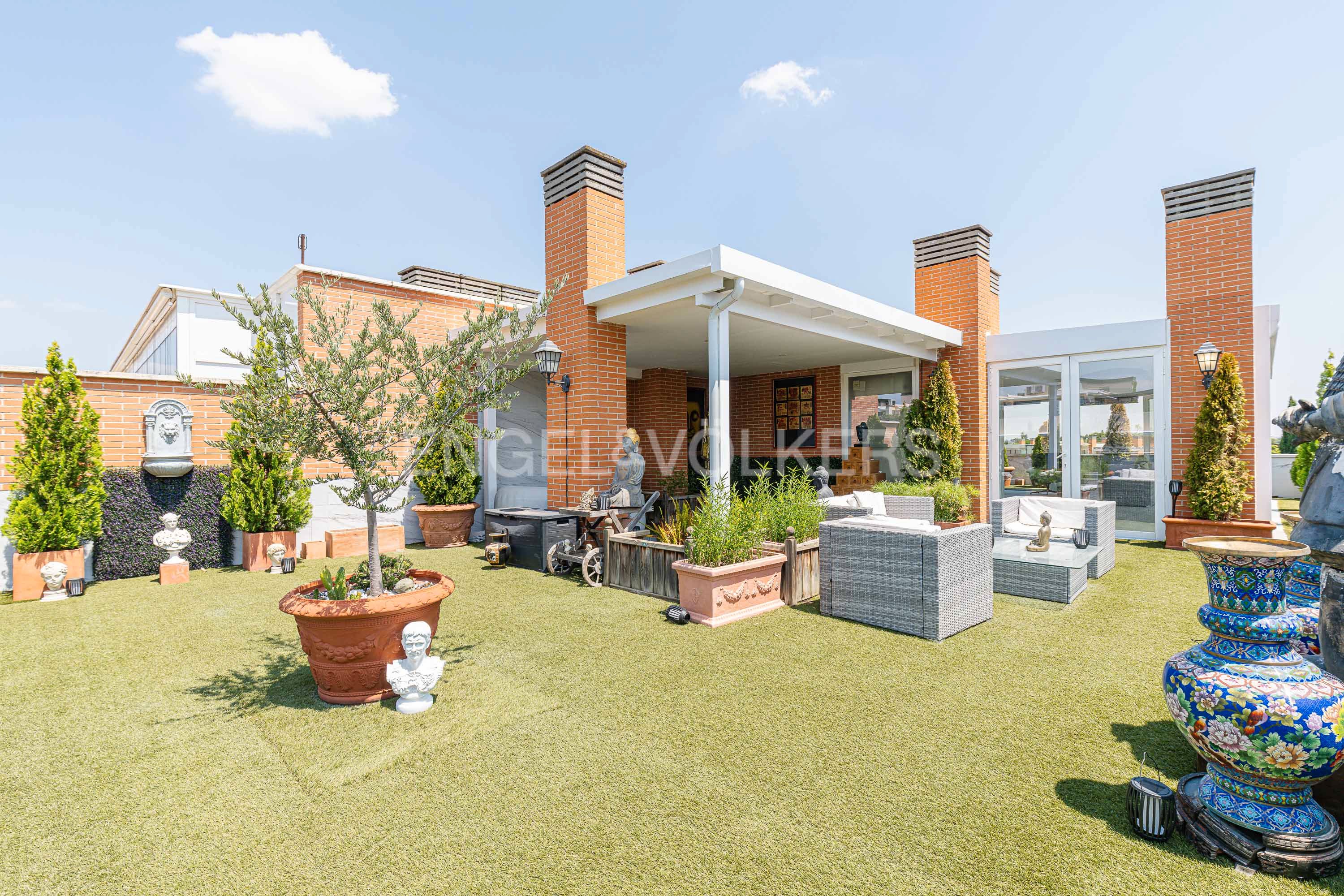 Terrace of Attic for sale in  Madrid Capital  with Air Conditioner, Heating and Terrace