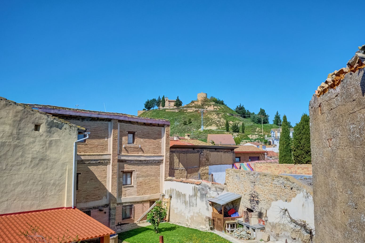 Exterior view of House or chalet for sale in Miranda de Arga  with Heating, Parquet flooring and Terrace