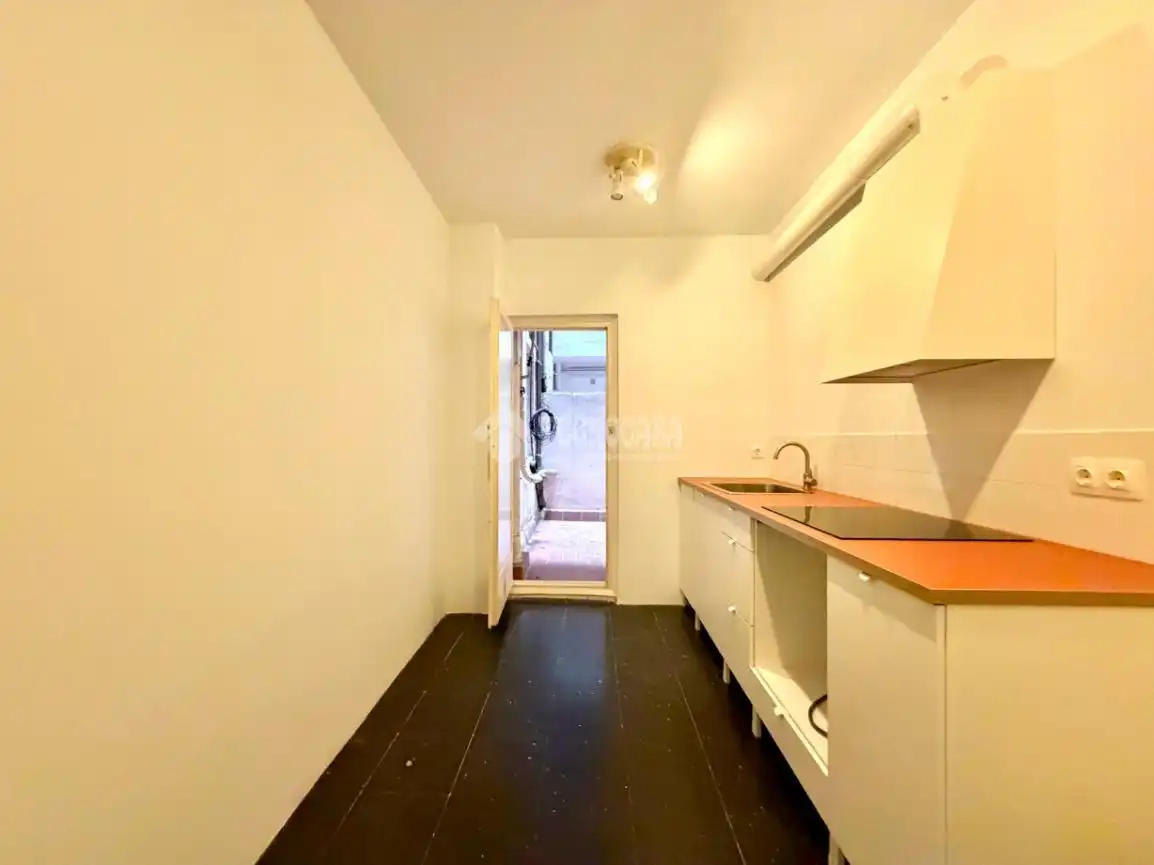 Cocina de Piso en venta en Barcelona con Aire acondicionado y Balcón