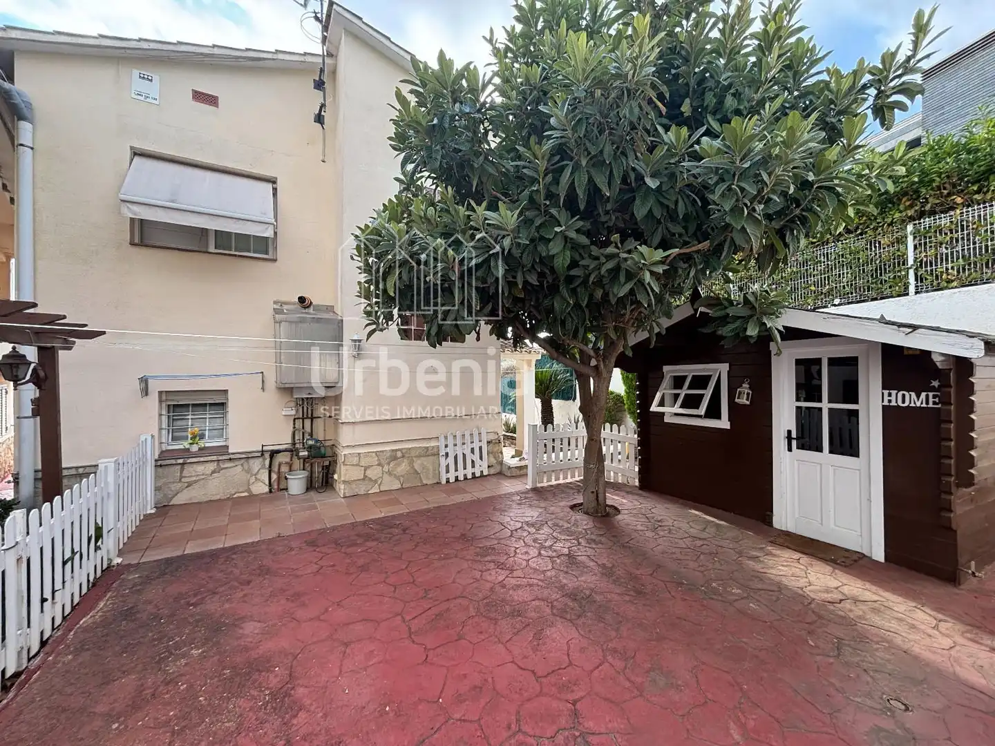 House for sale in Centre