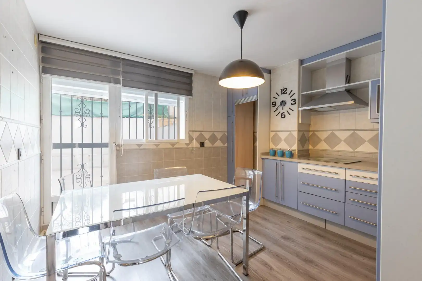 Cocina de Casa adosada en venta en Güevéjar con Calefacción, Amueblado y Balcón