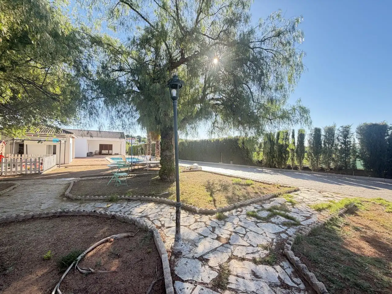 Garden of Houses for sale in Almendralejo