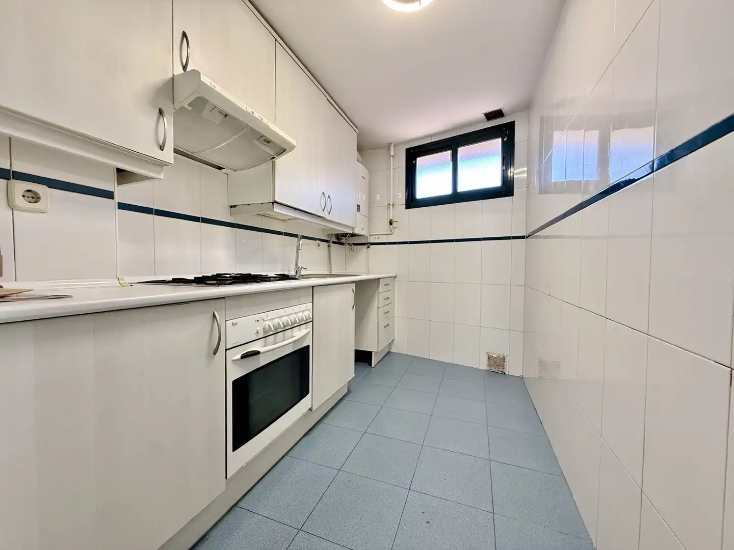 Kitchen of Flat for sale in Alcobendas  with Heating and Storage room