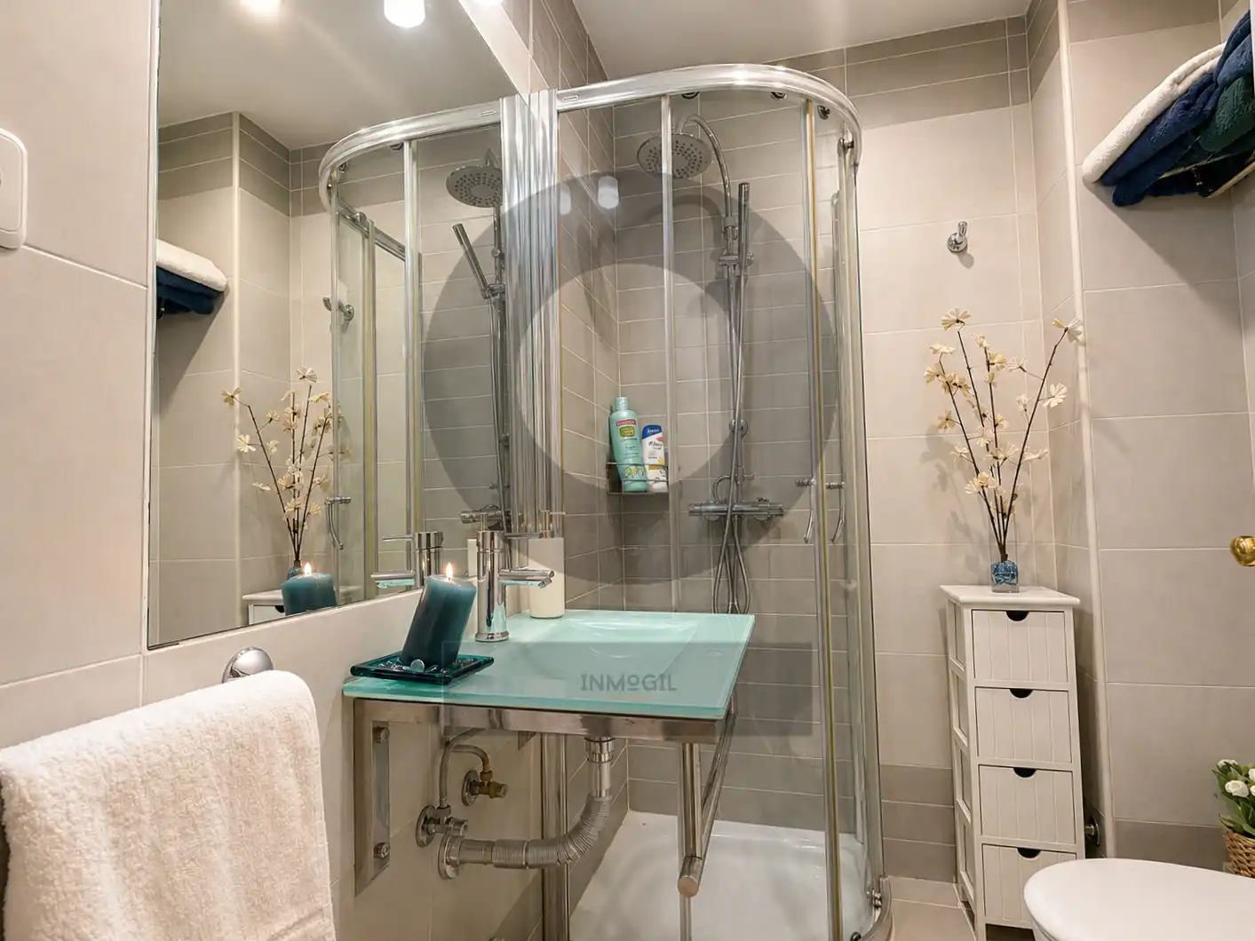 Bathroom of Houses for sale in Pozuelo de Alarcón  with Air Conditioner, Heating and Private garden