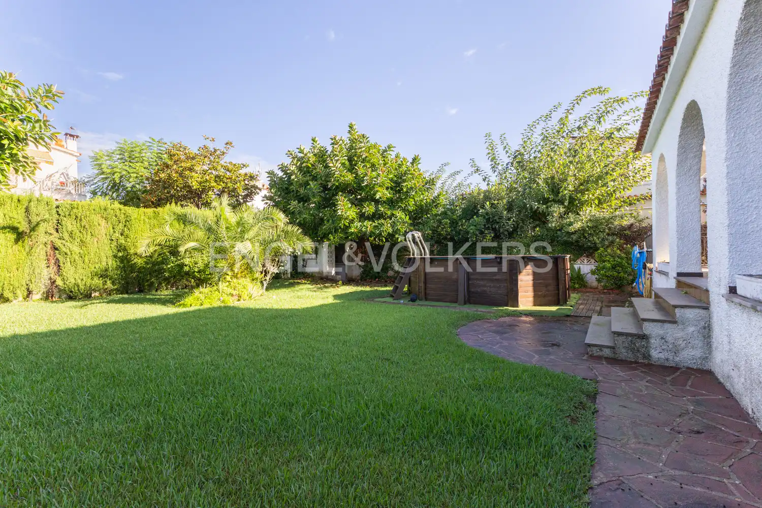 Jardín de Casa o chalet en venta en Benicasim / Benicàssim con Aire acondicionado, Calefacción y Jardín privado