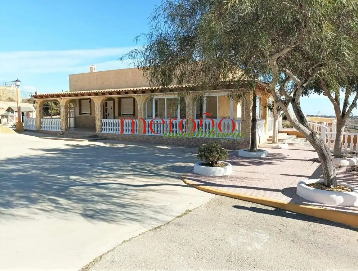 Villa mit Pool zum Verkauf in Elche ciudad, imagen 5
