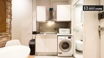 Kitchen of Flat to rent in  Barcelona Capital  with Air Conditioner, Heating and Furnished
