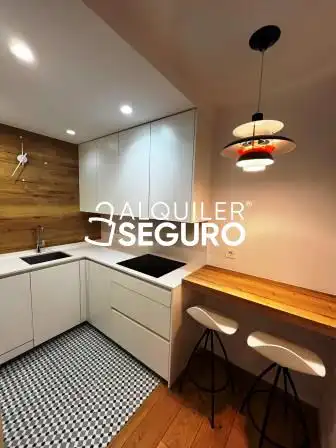 Cocina de Piso de alquiler en Vitoria - Gasteiz con Calefacción y Amueblado