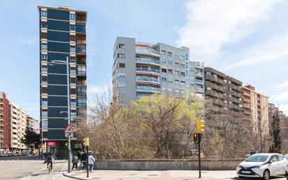 Vista exterior de Pis en venda en  Zaragoza Capital amb Terrassa