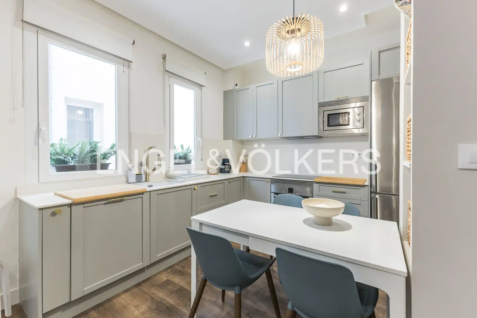 Kitchen of Flat for rent in Madrid  with Air Conditioner, Heating and Furnished
