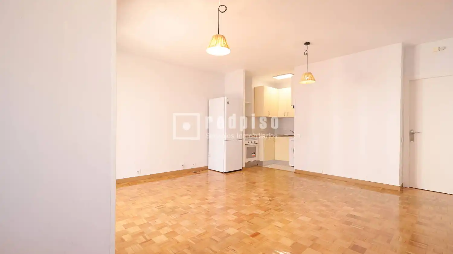 Habitación de Piso de alquiler en Madrid con Calefacción y Terraza