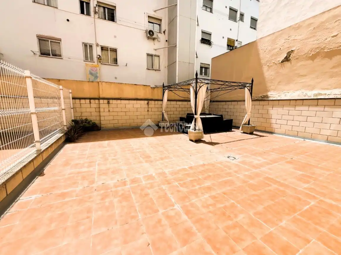 Terrasse von Wohnung zum Verkauf in Zaragoza mit Klimaanlage, Heizung und Terrasse