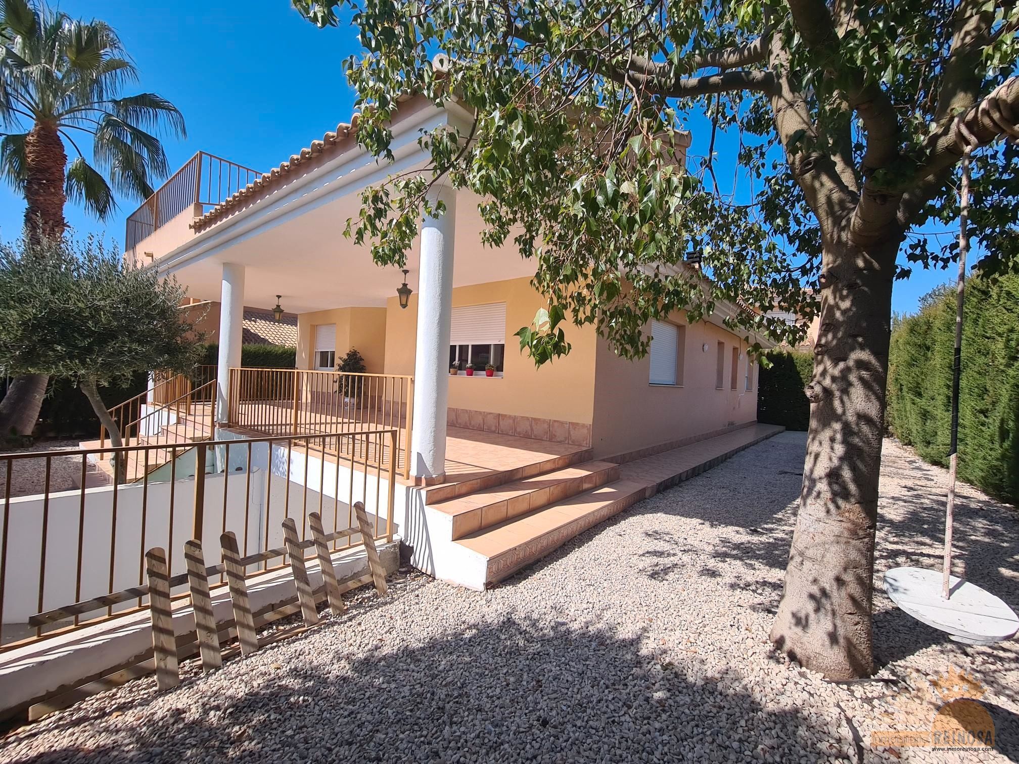 Vista exterior de Casa o xalet en venda en Molina de Segura amb Aire condicionat, Calefacció i Jardí privat