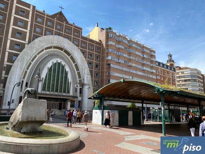 Exterior view of Flat for sale in Valladolid Capital  with Terrace and Balcony