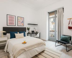 Dormitori de Apartament per a compartir en  Valencia Capital amb Moblat, Forn i Rentadora