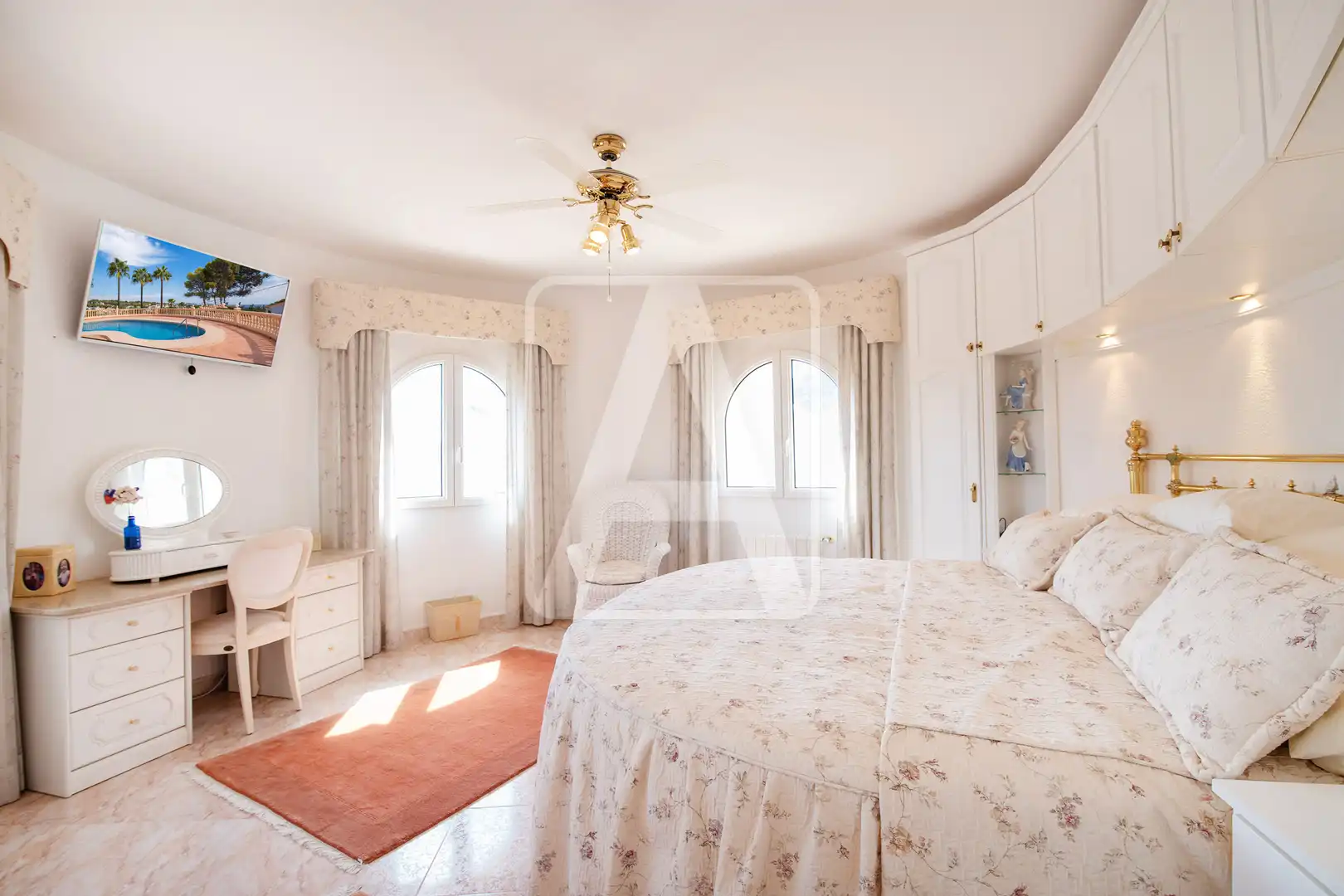 Detached house with pool for sale in La Fustera, imagen 7