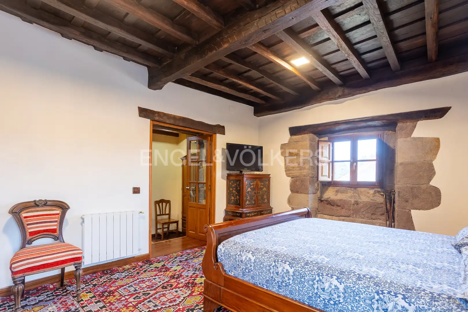 Bedroom of Houses for sale in Camargo  with Heating and Private garden
