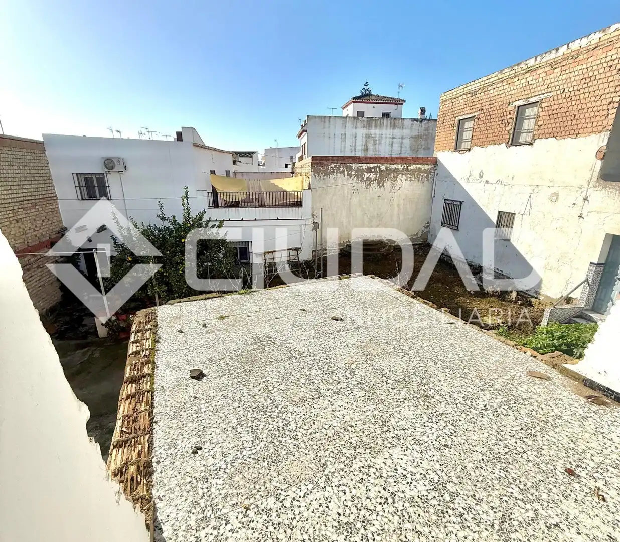 Houses for sale in Lebrija