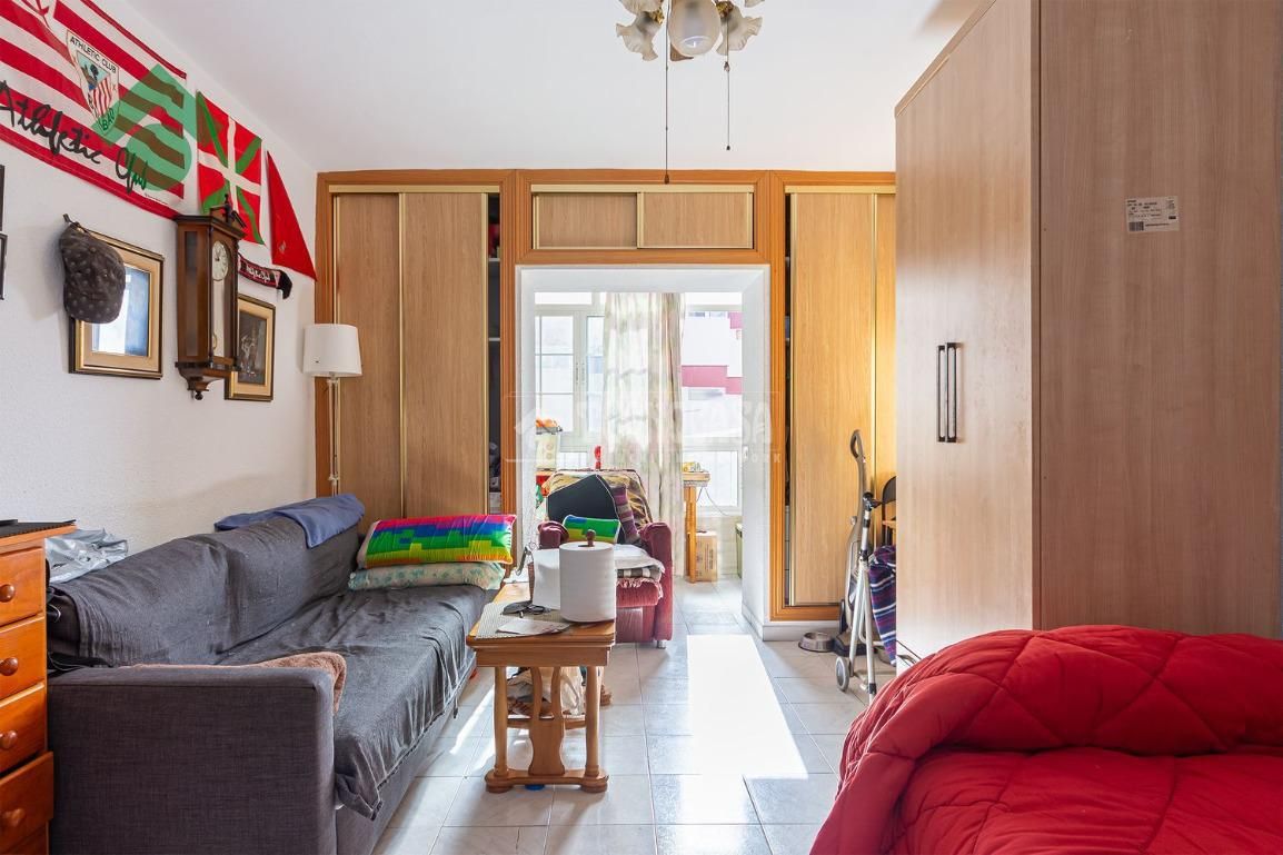 Sala de estar de Estudio en venta en Nerja