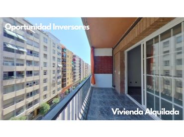 Pis amb ascensor en venda a Calle Pere Martell
