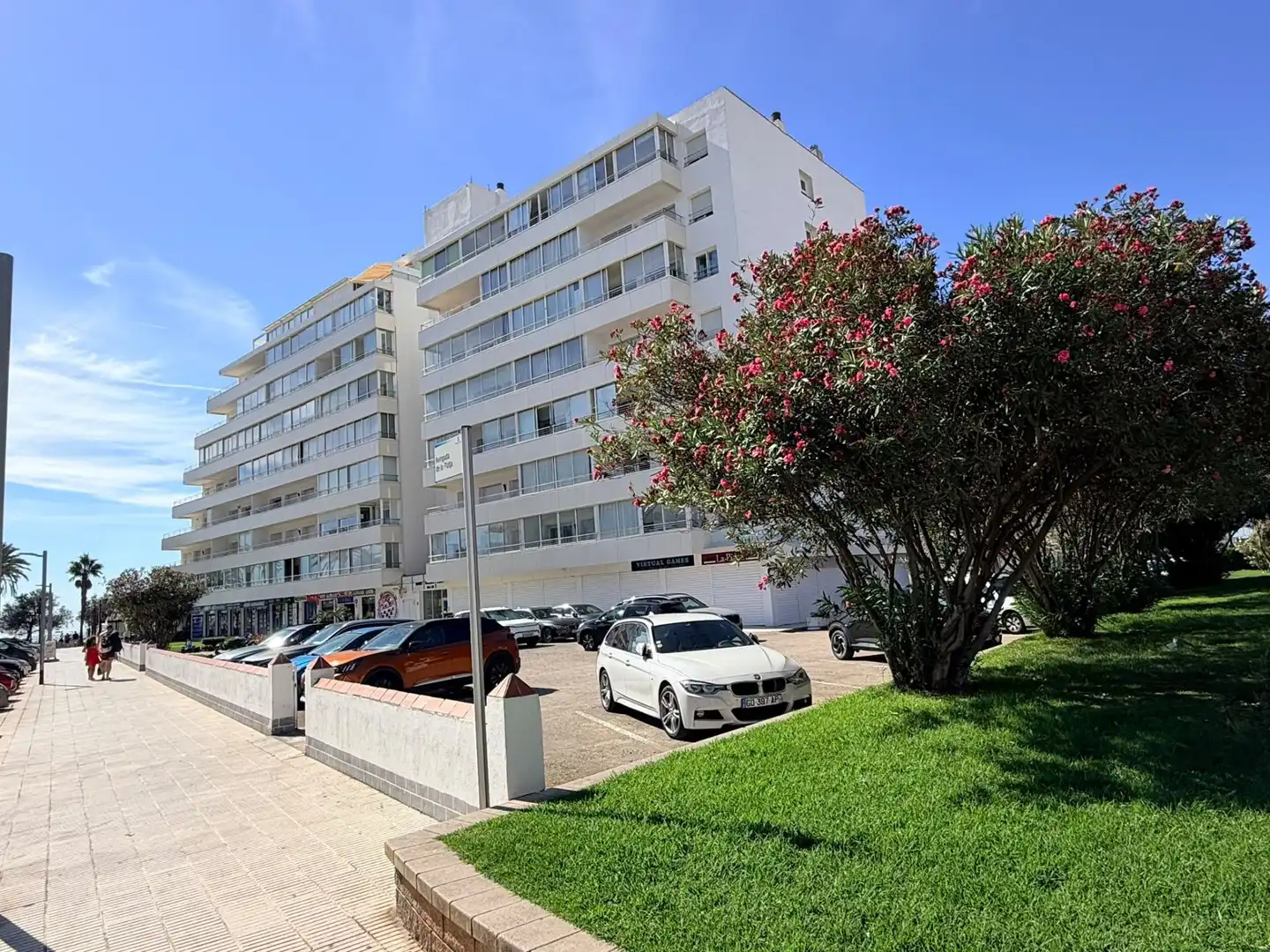 Vista exterior de Apartament en venda en Roses amb Aire condicionat, Calefacció i Terrassa