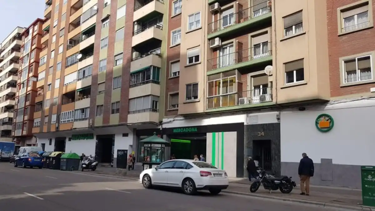 Local en venta en Calle Fray José Casanova, Barrio del Ave