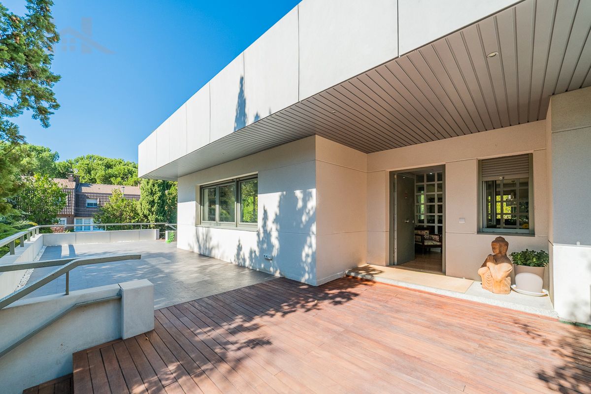 Terrassa de Casa o xalet en venda en Las Rozas de Madrid