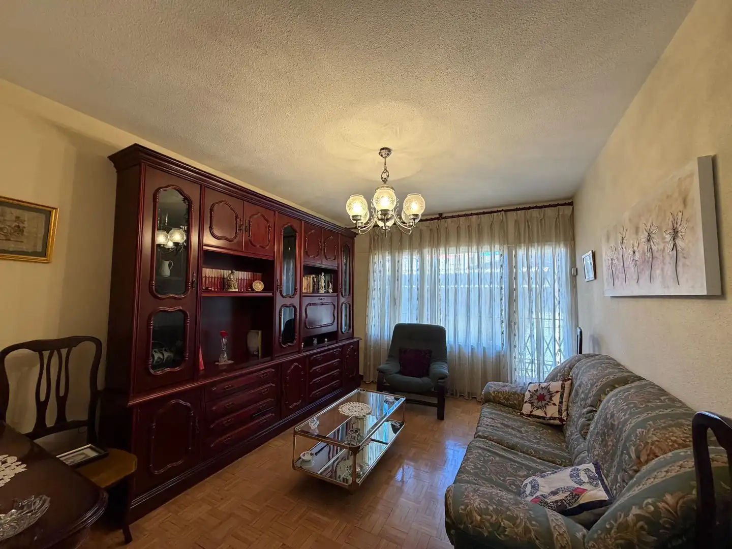 Sala de estar de Piso en venta en Madrid con Calefacción, Terraza y Trastero
