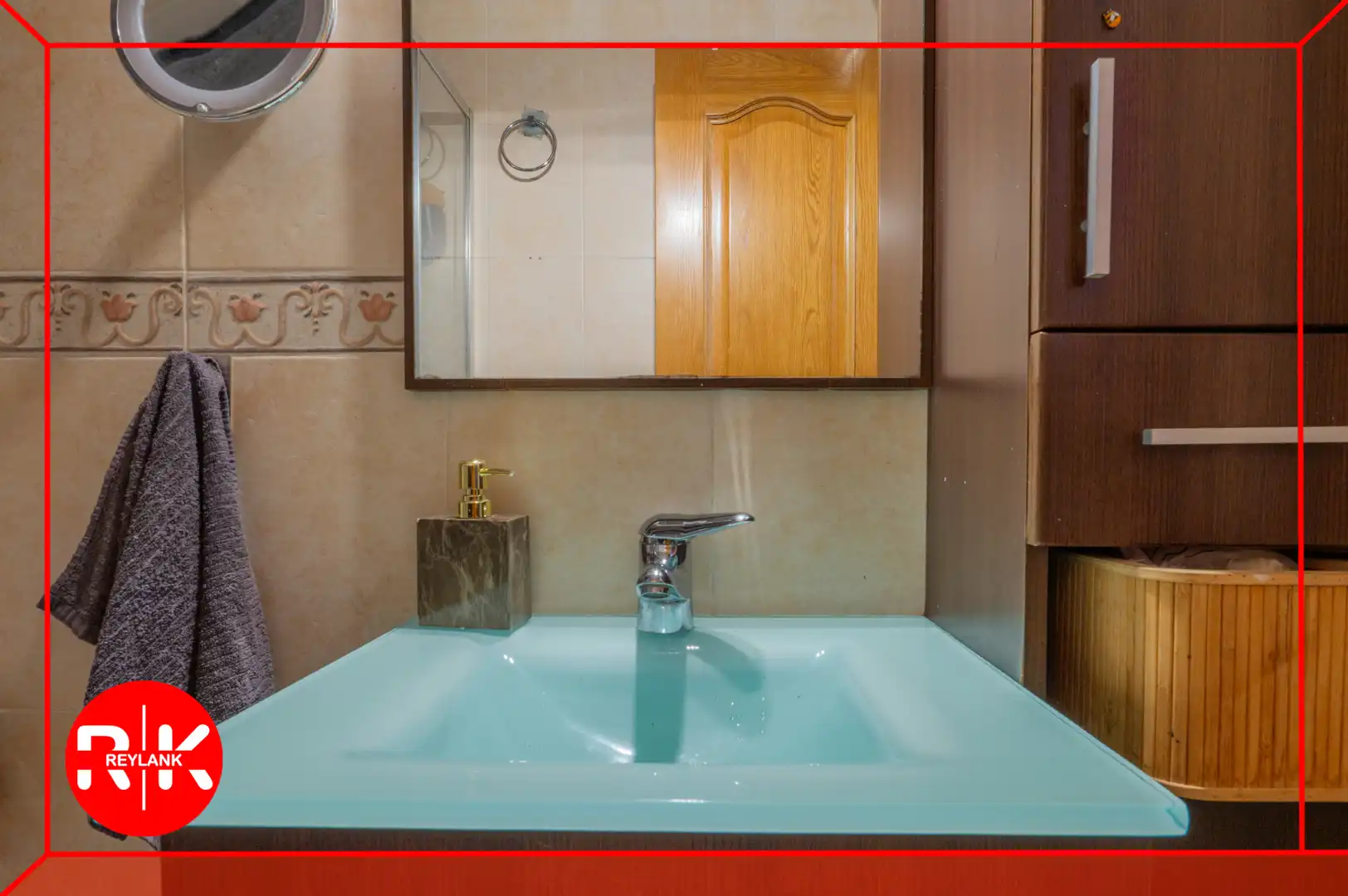 Baño de Piso en venta en Coslada con Aire acondicionado, Calefacción y Horno