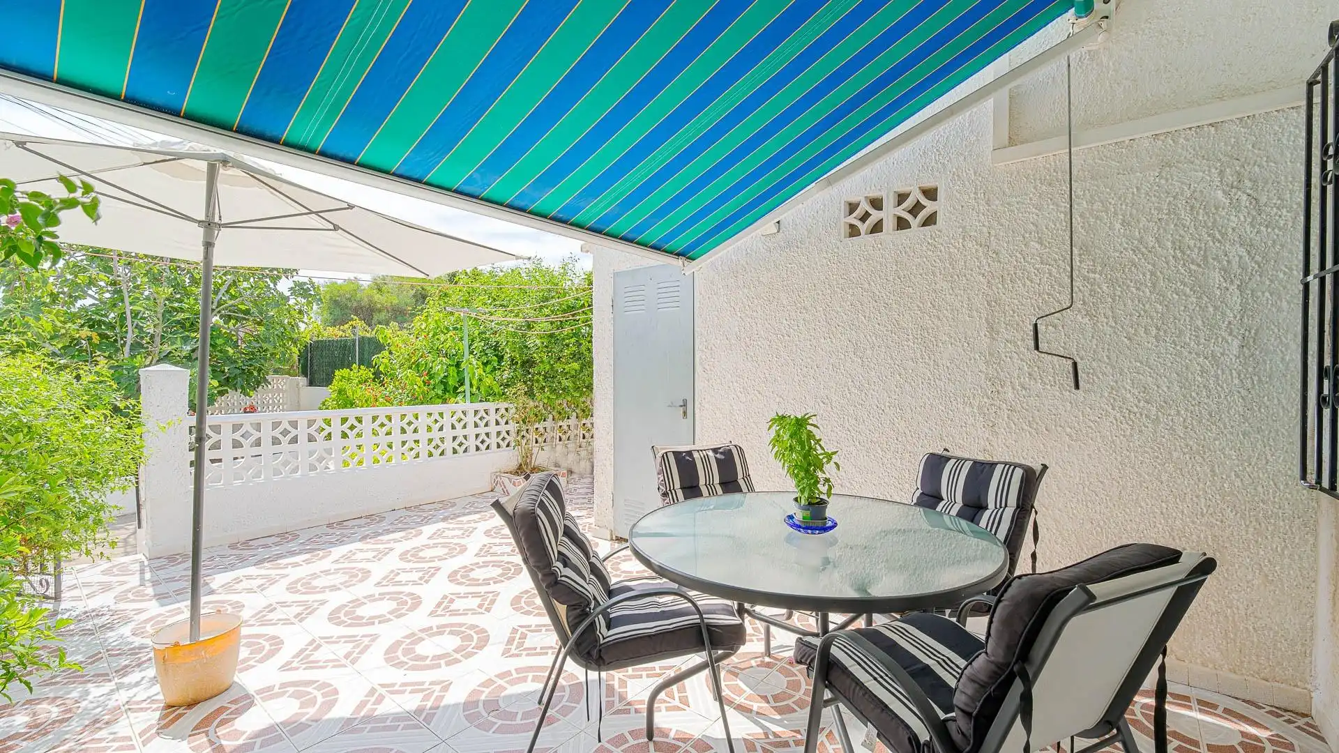 Terraza de Casa o chalet en venta en Torrevieja con Jardín privado, Terraza y Trastero