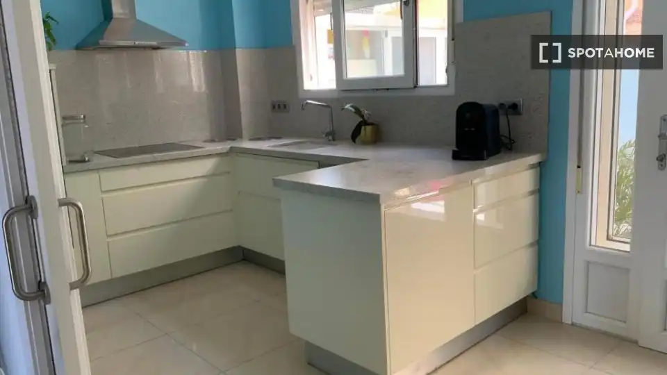Kitchen of Flat for rent in Cullera  with Air Conditioner, Heating and Furnished