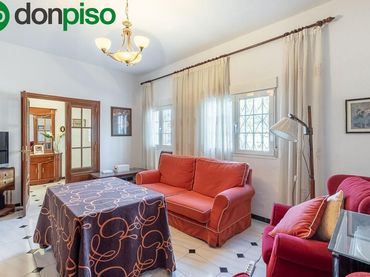 Maison avec jardin à vendre à Calle GRANADA