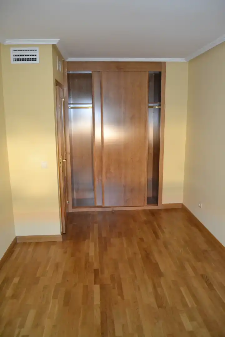 Bedroom of Flat for sale in Plasencia  with Air Conditioner, Heating and Parquet flooring