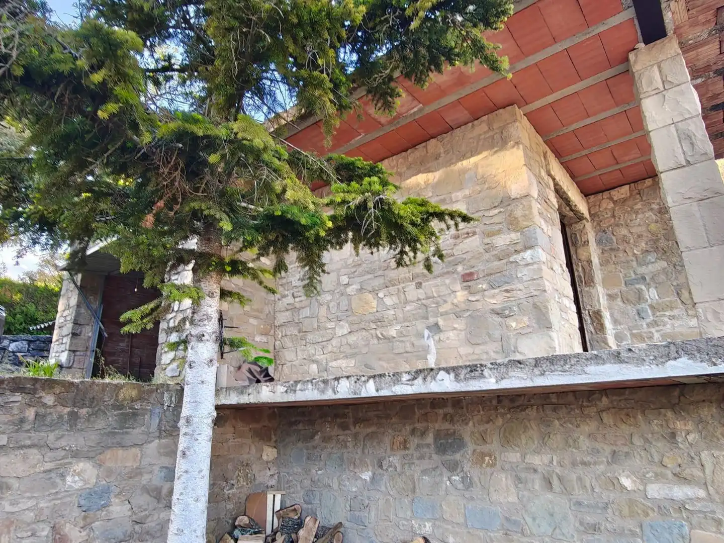 Außenansicht von Haus oder Chalet zum Verkauf in Monistrol de Calders mit Heizung, Privatgarten und Terrasse