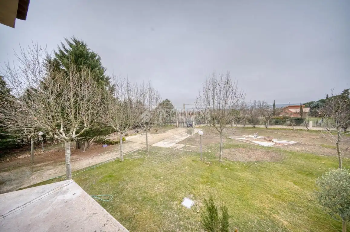 Casa o chalet en venta en Trigueros del Valle con Calefacción, Jardín privado y Piscina