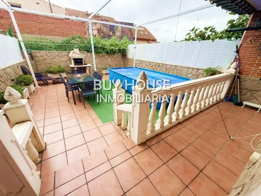 Casa a schiera con giardino in vendita a Numancia de la Sagra, imagen 3